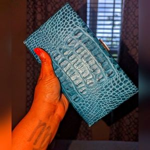 BANANA REPUBLIC crocodile clutch🐊 (Holiday 2005 Collection)